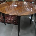 439 1165 DINING TABLE
